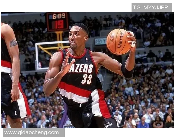 皮蓬与詹姆斯谁才是篮球历史最佳小前锋的争论与分析